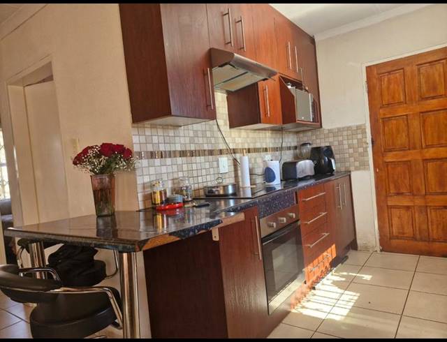 3 BEDROOM HOUSE FOR SALE IN THE ORCHARDS